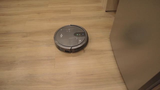 Робот-пылесос до 12000 рублей: что он может? Обзор бюджетного робота-пылесоса Atvel R70 смотреть онлайн