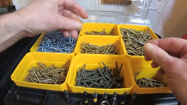 PH Screws & PZ Screws: Whats the difference? смотреть онлайн