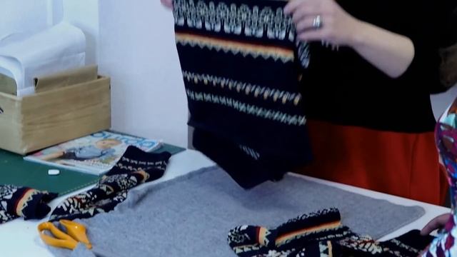 Идеи переделки одежды: Старые свитеры – Переделка свитера своими руками | Новые надежды у одежды смотреть онлайн