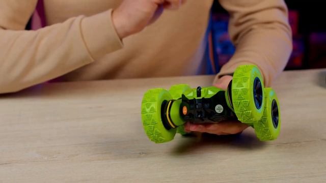 7364907 Машина-перевёртыш радиоуправляемая «Трюкач» смотреть онлайн