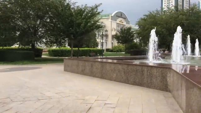 Возле мечети. Грозный смотреть онлайн