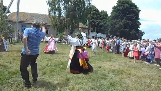 Праздник на зелёном лугу смотреть онлайн