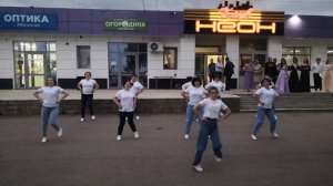 Флешмоб от родителей и классного руководителя на Выпускной 2023