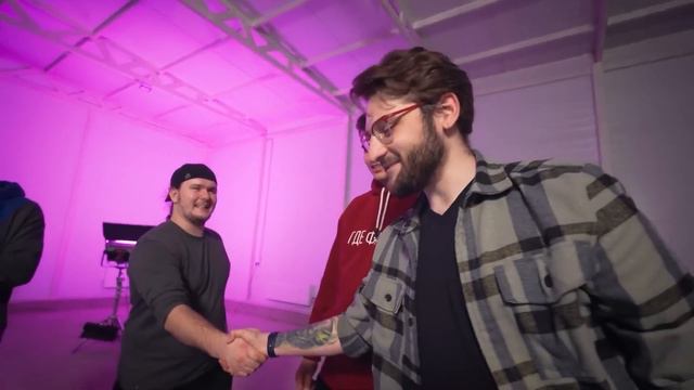 ЧЕЙ КОРАБЛИК УТОНЕТ ПОСЛЕДНИМ смотреть онлайн