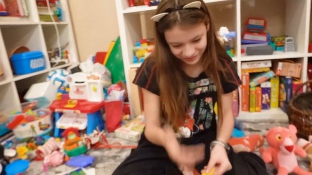 VLOG Даша и Алиса красят ногти смотреть онлайн