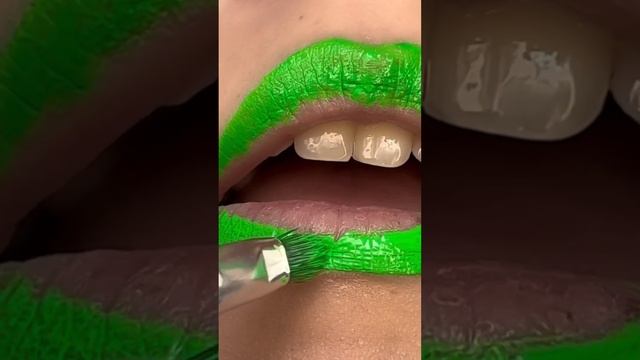 Неудачный макияж? #историяизжизни #мистика смотреть онлайн