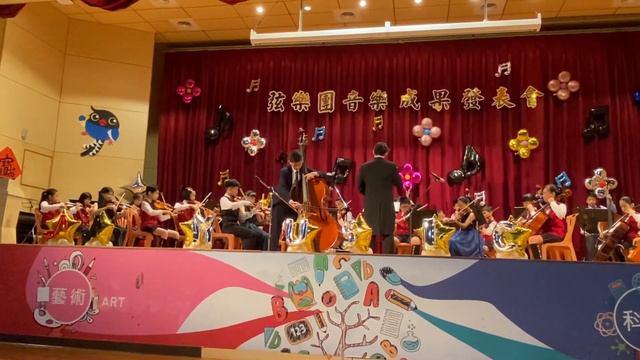 江少恩- 12-year-old, solo for Double bass Concerto in D major, 1st. Movement, Dittersdorf смотреть онлайн