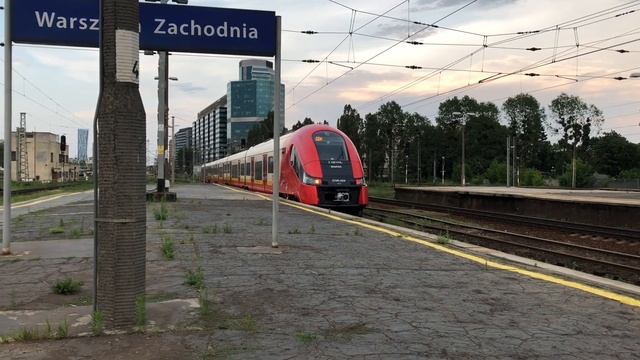 PKP InterCity, Koleje Mazowieckie, SKM Warszawa I WKD W Warszawie