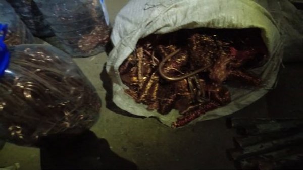 Медь!Мои запасы в медном банке!Чёрная и чистая медь!