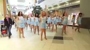 флешмоб  в ТЦ Москвы