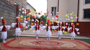 Кыргызский танец «Арпанын ала тоосунан». Подготовительна группа. Детский сад.