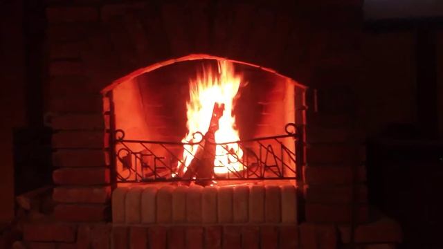 КАМИН ИЗ 100 летнего КИРПИЧА СВОИМИ РУКАМИ ПЕРВЫЙ РАЗ смотреть онлайн