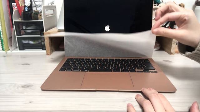 macbook air m1 unboxing vlog, gold ✨ airpods ? | マックブック開封? смотреть онлайн