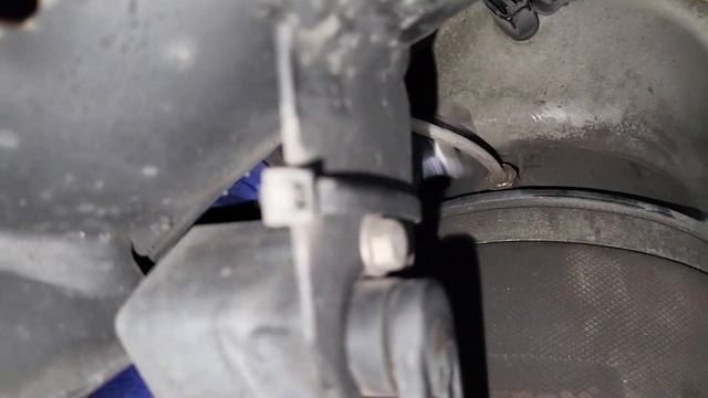 HOW TO REPLACE REAR AIR SUSPENSION (AIRBAG) FOR MERCEDES GL450 X164 #gl450 #airbag #airsuspension смотреть онлайн