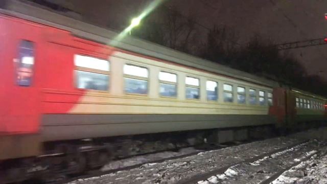 Электропоезд ЭД4М-0429 платформа Чертаново смотреть онлайн