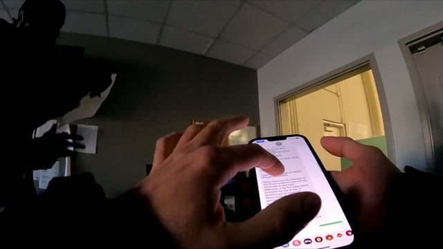 ЖИВУ В СОБАЧЕЙ БУДКЕ / АДСКАЯ РАБОТА В США смотреть онлайн
