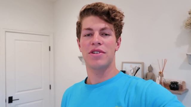 I Spent the Night in my Crush's House & She had No Idea... (24 Hour Challenge) смотреть онлайн