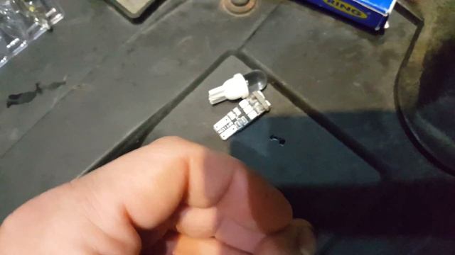 W5W LED krótka recenzja смотреть онлайн