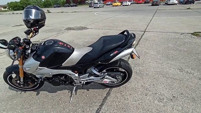 Suzuki GSR 600 смотреть онлайн