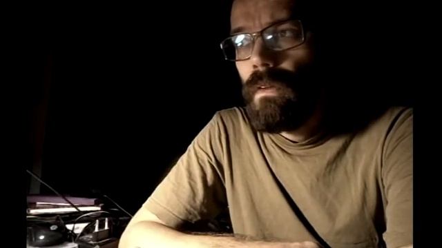 Гик на полставки - Пилот - Пять маленьких игр. смотреть онлайн