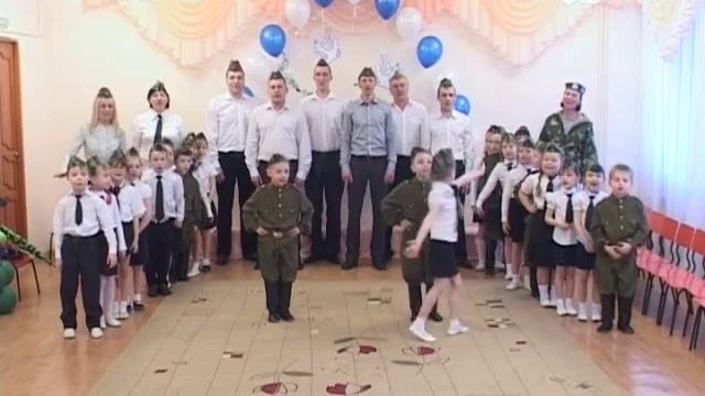 "Смуглянку" поют в детском саду "Мишутка" (г. Нижний Тагил) смотреть онлайн