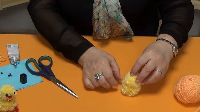 Цыпленок из ниток смотреть онлайн