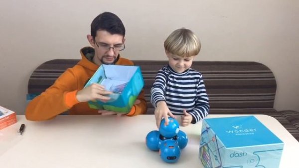 Привет робот Dash! Игрушки роботы Dash&Dot. | Meet Dash - active robot!