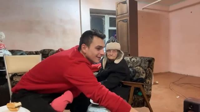 Красим стены у Таисии Леонидовны