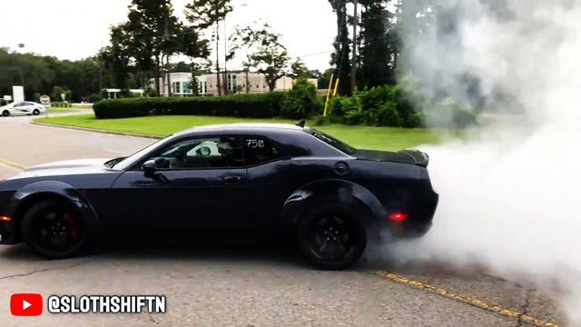 Dodge DEMON Burnout Compilation! 👹 смотреть онлайн