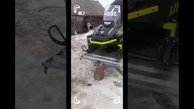 Снегоход Бурлак Азимут обзор и испытание. смотреть онлайн