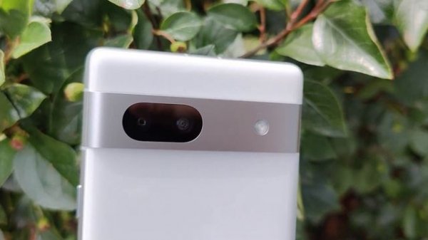 Обзор Google Pixel 7a | Есть ли смысл в "дешевом" пикселе?