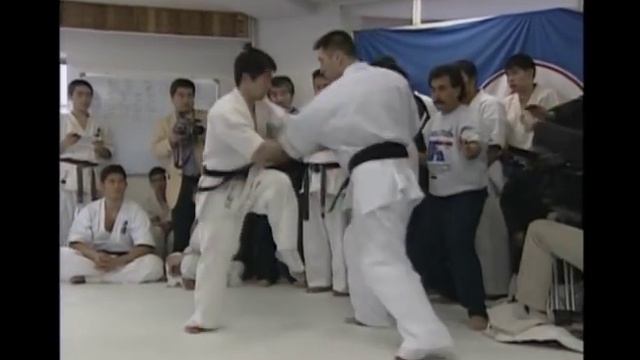 100-man Kumite. Hajime Kazumi