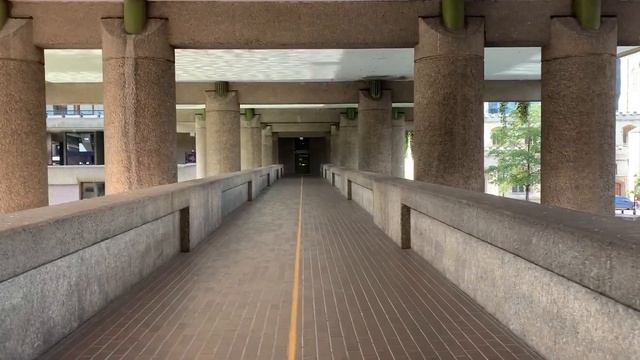 Barbican under Lockdown with Helen Thomas смотреть онлайн