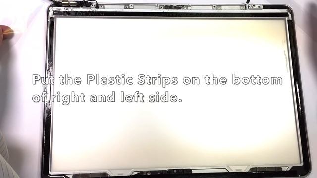 MacBook Pro Retina 13" A1425/A1502 Install the Panel Replacement Episode 2/2 смотреть онлайн