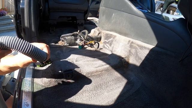 How to clean dirty car carpet at home! смотреть онлайн