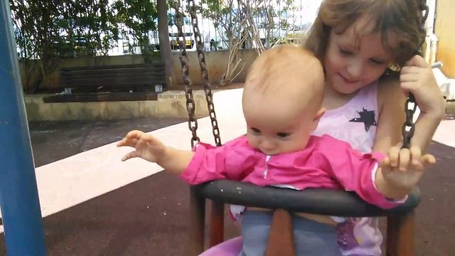 Качели смотреть онлайн