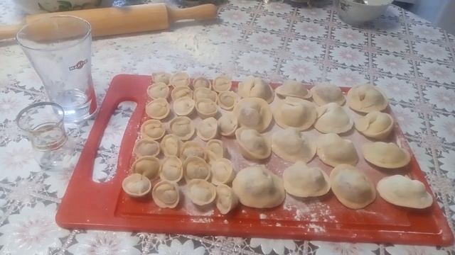 Пельмени в день рождения юриста Вадима Видякина Юмор смотреть онлайн