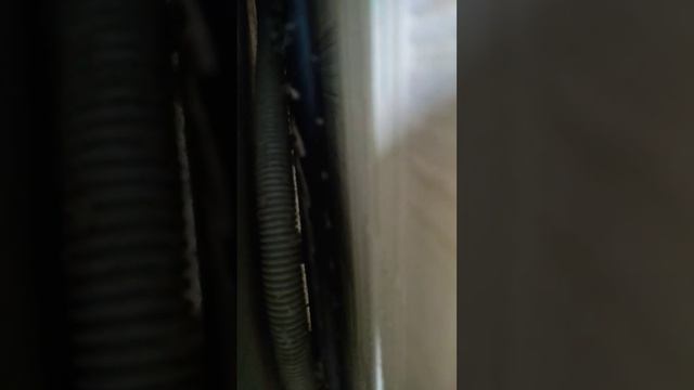 щелкает холодильник. смотреть онлайн