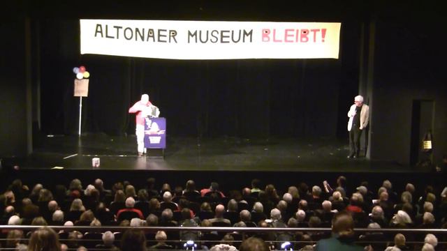 Gründung Volksinitiative und Lied: Wir brauchen das Museum in Hamburg Altona смотреть онлайн