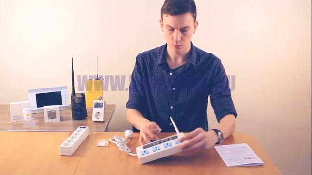 Подготовка к работе умной GSM розетки - Kvadro для 4-х приборов смотреть онлайн