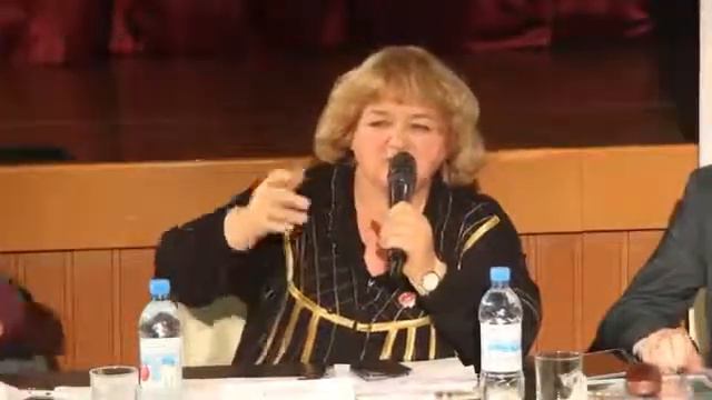 Городской житель поддерживает селян. смотреть онлайн