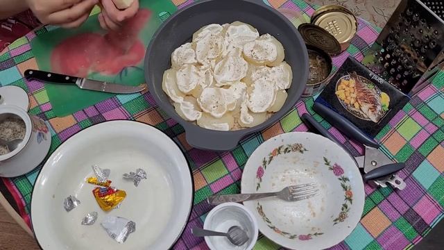 сковорода без нагара/вкусная запеканка и кесадилья/урожай помидоров/опрыскивание рассады смотреть онлайн