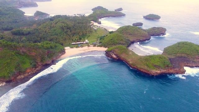 Pacitan, East Java (Travel Video) смотреть онлайн