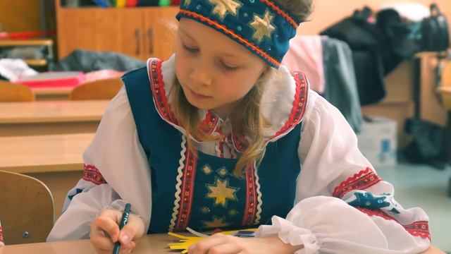 Команда "Бульбашата" ГБОУ СОШ №3 п.г.т. Безенчук народные традиции и игры Белорусов смотреть онлайн