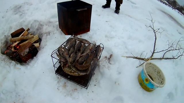 Рыбалка на налима зимой на стук,Ловля налима на жерлицы,Ловля налима в феврале смотреть онлайн