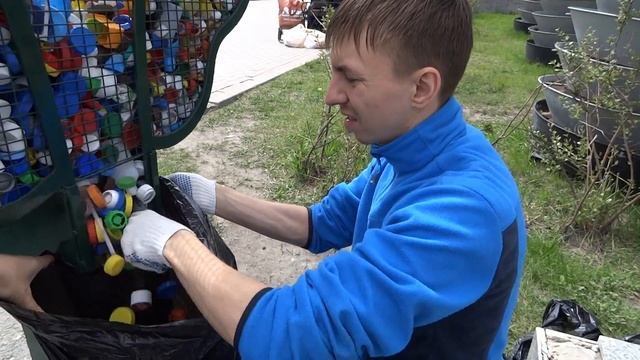 Сбор пластиковых крышек (Тюмень, 2018)