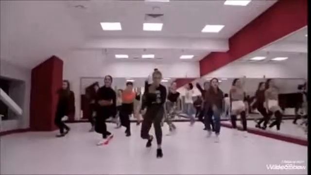 Лутшые танцы под популярные песни 2017-2018 подборка смотреть онлайн