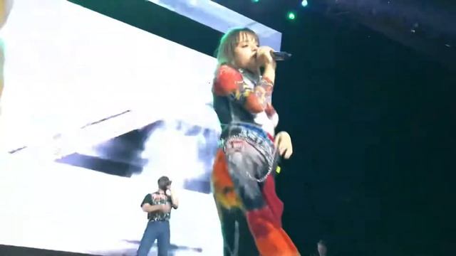 Мальбэк и Сюзанна - Стильный бит ?(LIVE) смотреть онлайн