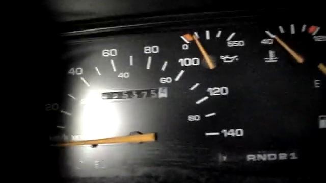 '91 Chevy Lumina 3.1 first start in 7 months (take1) смотреть онлайн