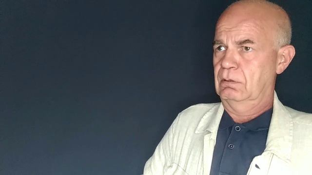 БЕЗДОМНЫЙ Артемий Корочков смотреть онлайн